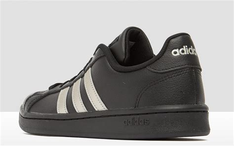 sneakers zwart dames adidas|women's colorful Adidas sneakers.